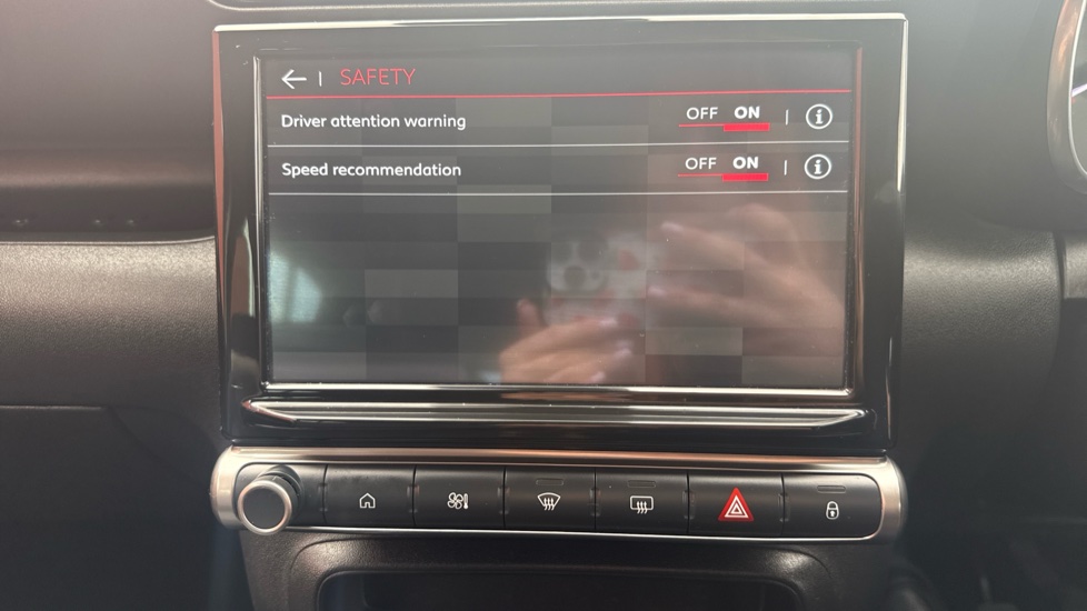 Citroen C3 Aircross 1.2 PureTech 110 Shine 5dr Petrol Hatchback - Image 36