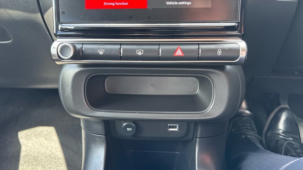 Citroen C3 1.2 PureTech C-Series Edition 5dr Petrol Hatchback - Image 31