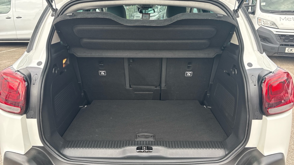 Citroen C3 Aircross 1.5 BlueHDi Max 5dr Diesel Hatchback - Image 4