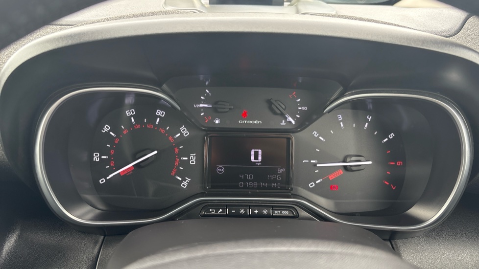 Citroen C3 Aircross 1.5 BlueHDi Max 5dr Diesel Hatchback - Image 18