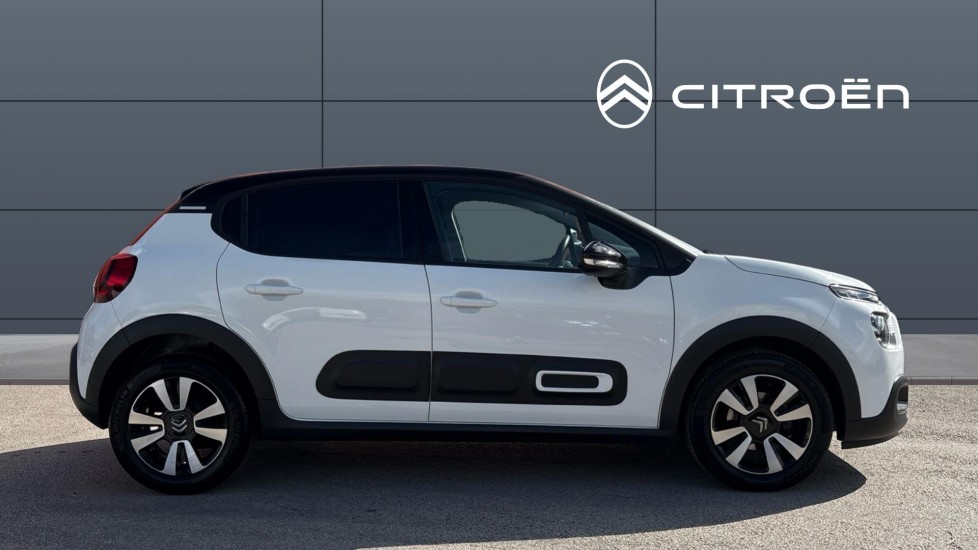 Citroen C3 1.2 PureTech Plus 5dr Petrol Hatchback - Image 5
