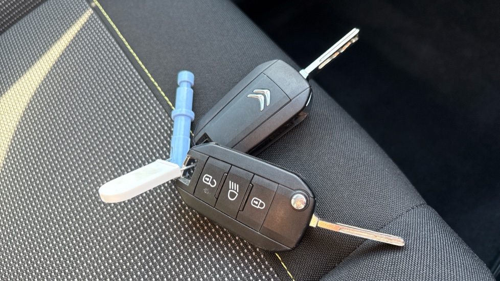 Citroen C3 1.2 PureTech Plus 5dr Petrol Hatchback - Image 20