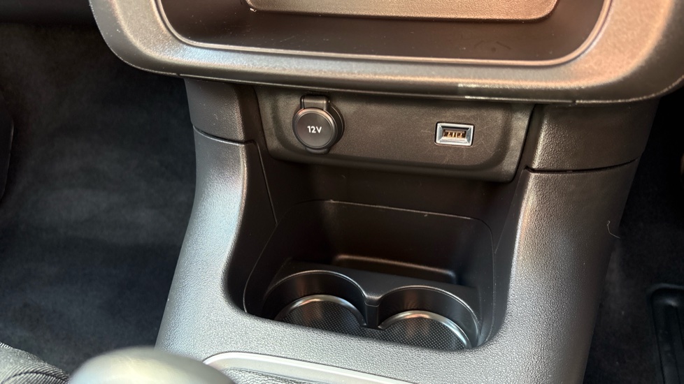 Citroen C3 1.2 PureTech Plus 5dr Petrol Hatchback - Image 25