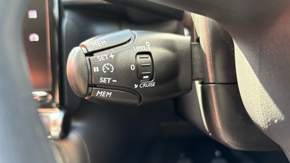 Citroen C3 1.2 PureTech Plus 5dr Petrol Hatchback - Image 27