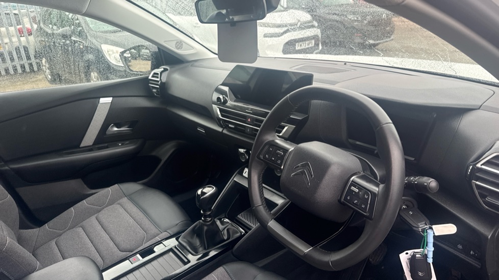 Citroen C4 1.2 PureTech You 5dr Petrol Hatchback - Image 11