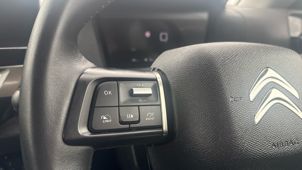 Citroen C4 1.2 PureTech You 5dr Petrol Hatchback - Image 21