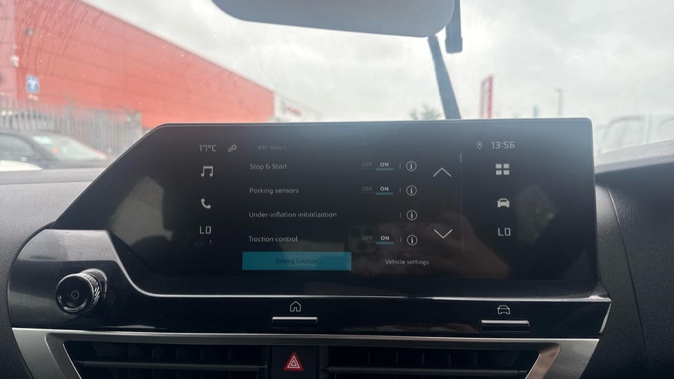 Citroen C4 1.2 PureTech You 5dr Petrol Hatchback - Image 30