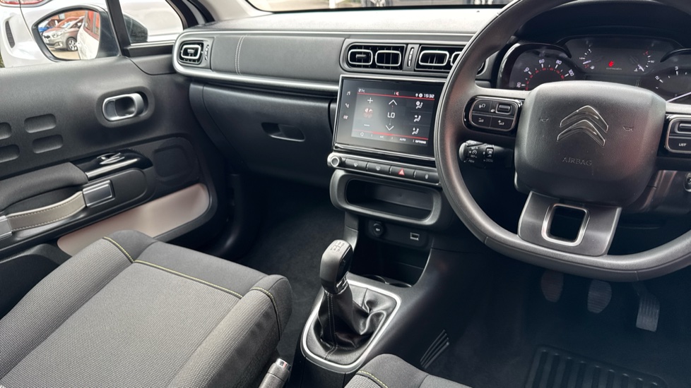 Citroen C3 1.2 PureTech C-Series Edition 5dr Petrol Hatchback - Image 14