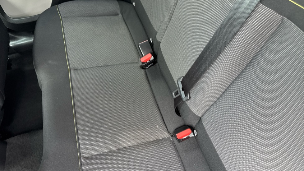Citroen C3 1.2 PureTech C-Series Edition 5dr Petrol Hatchback - Image 17