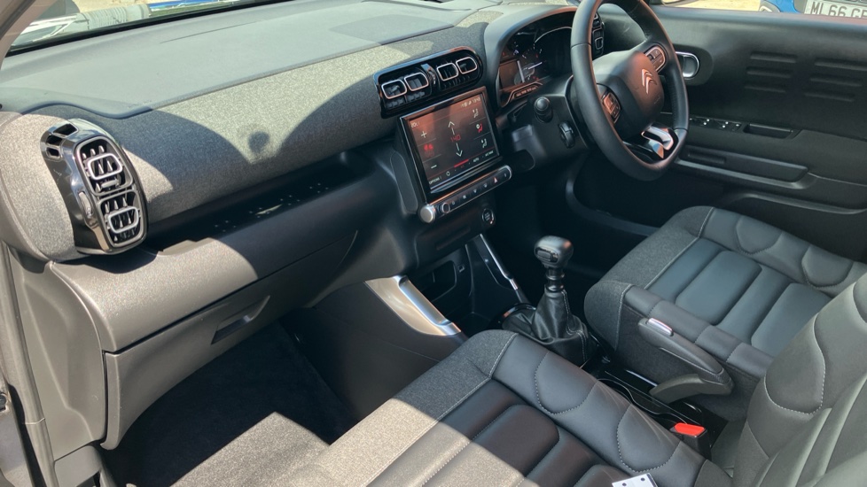 Citroen C3 Aircross 1.2 PureTech 110 Max 5dr Petrol Hatchback - Image 19
