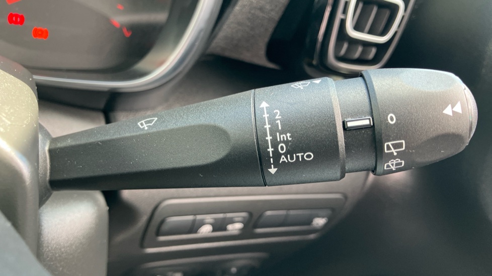 Citroen C3 Aircross 1.2 PureTech 110 Max 5dr Petrol Hatchback - Image 25