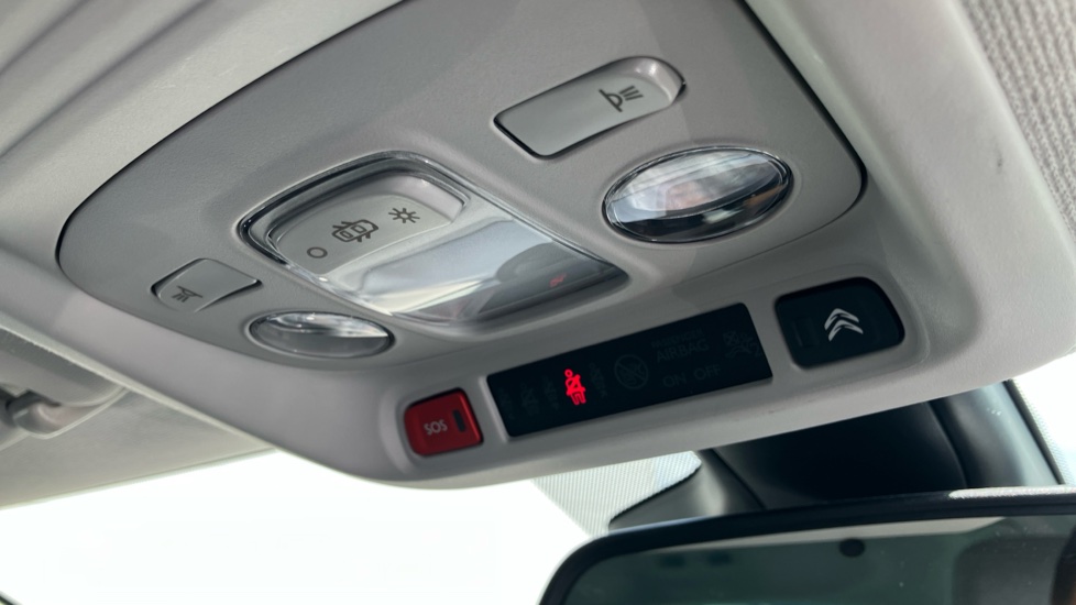 Citroen C3 Aircross 1.2 PureTech 110 Max 5dr Petrol Hatchback - Image 28