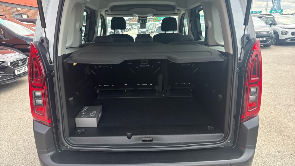 Citroen Berlingo 1.5 D 100 Plus M 5dr Diesel Estate - Image 4