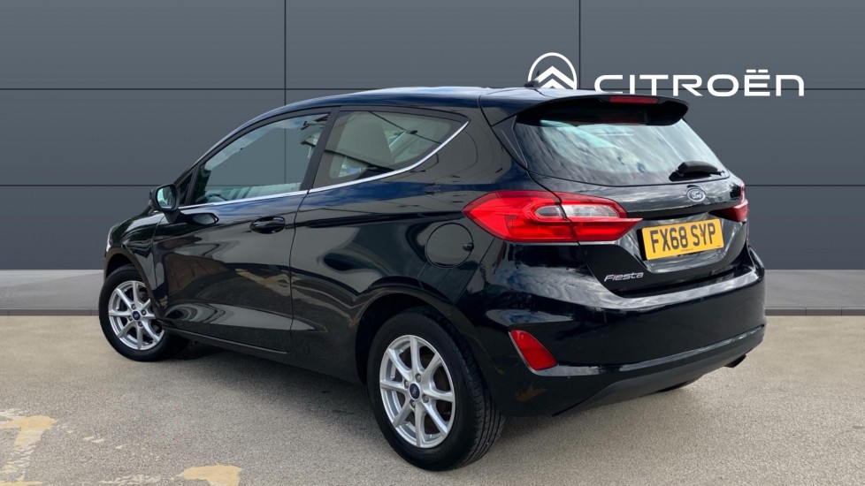 Ford Fiesta 1.0 EcoBoost Zetec 3dr Petrol Hatchback - Image 2