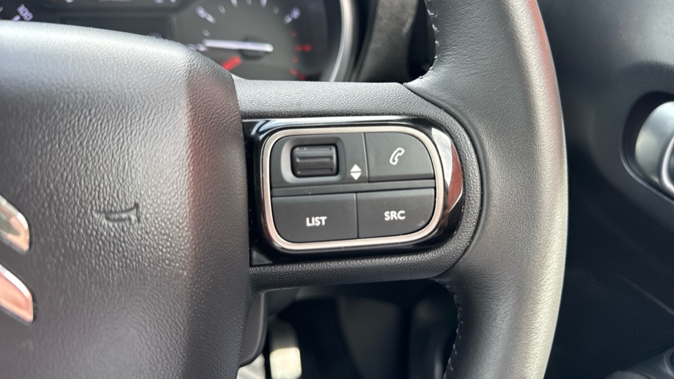 Citroen C3 Aircross 1.2 PureTech 130 Shine Plus 5dr EAT6 Petrol Hatchback - Image 22
