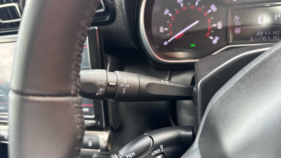 Citroen C3 Aircross 1.2 PureTech 130 Shine Plus 5dr EAT6 Petrol Hatchback - Image 24