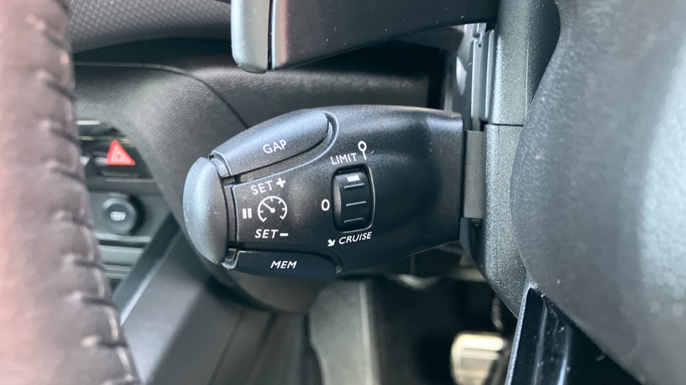 Citroen C5 Aircross 1.5 BlueHDi C-Series Edition 5dr EAT8 Diesel Hatchback - Image 32