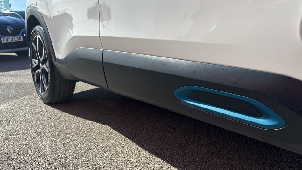 Citroen C4 100kW Shine Plus 50kWh 5dr Auto Electric Hatchback - Image 26