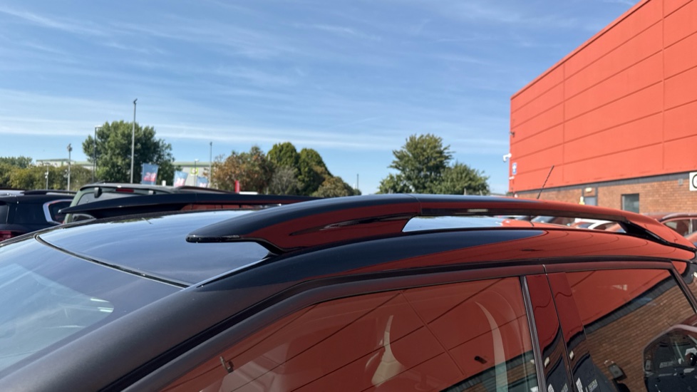 Citroen C3 Aircross 1.2 PureTech 130 Shine Plus 5dr EAT6 Petrol Hatchback - Image 21