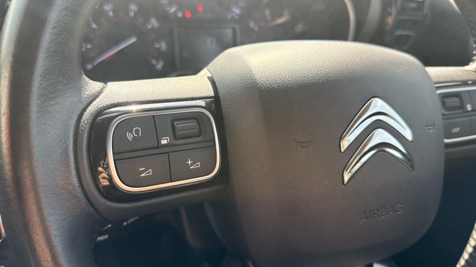 Citroen C3 Aircross 1.2 PureTech 130 Shine Plus 5dr EAT6 Petrol Hatchback - Image 22