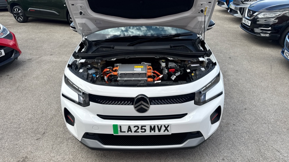 Citroen C3 83kW Max 44kWh 5dr Auto Electric Hatchback - Image 8