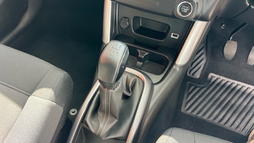 Citroen C3 Aircross 1.2 PureTech Flair 5dr Petrol Hatchback - Image 13