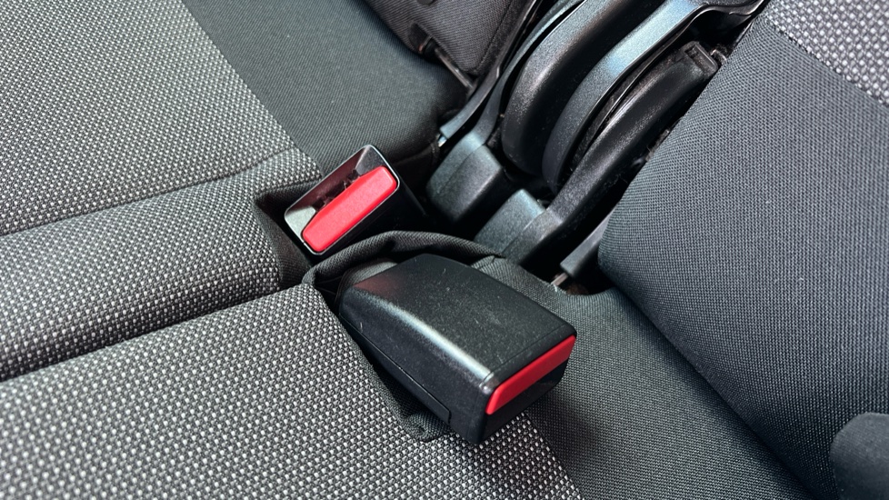Citroen C3 Aircross 1.2 PureTech Flair 5dr Petrol Hatchback - Image 17