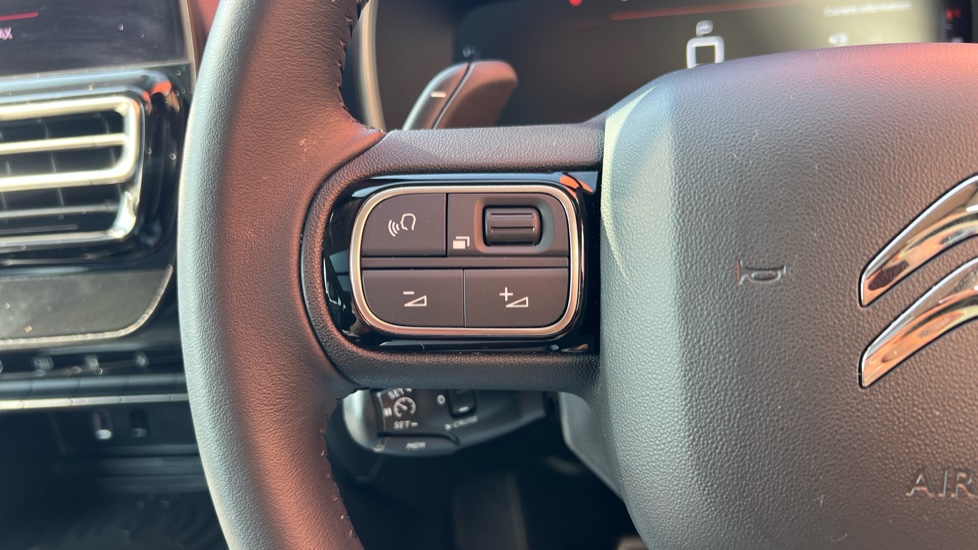 Citroen C5 Aircross 1.2 PureTech C-Series Edition 5dr EAT8 Petrol Hatchback - Image 21