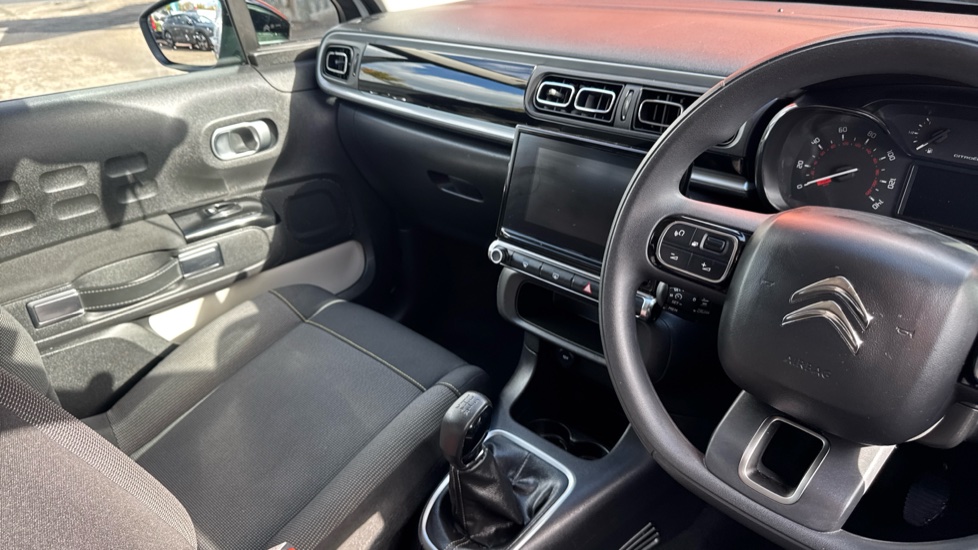 Citroen C3 1.2 PureTech Plus 5dr Petrol Hatchback - Image 14