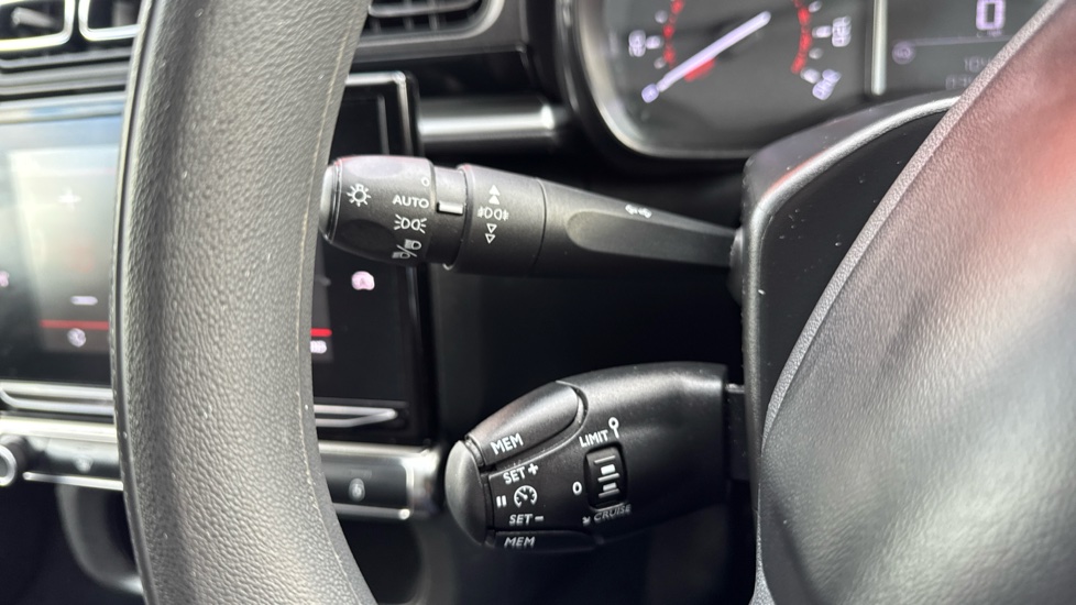 Citroen C3 1.2 PureTech Plus 5dr Petrol Hatchback - Image 23