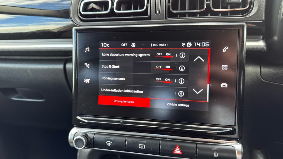 Citroen C3 1.2 PureTech Plus 5dr Petrol Hatchback - Image 33