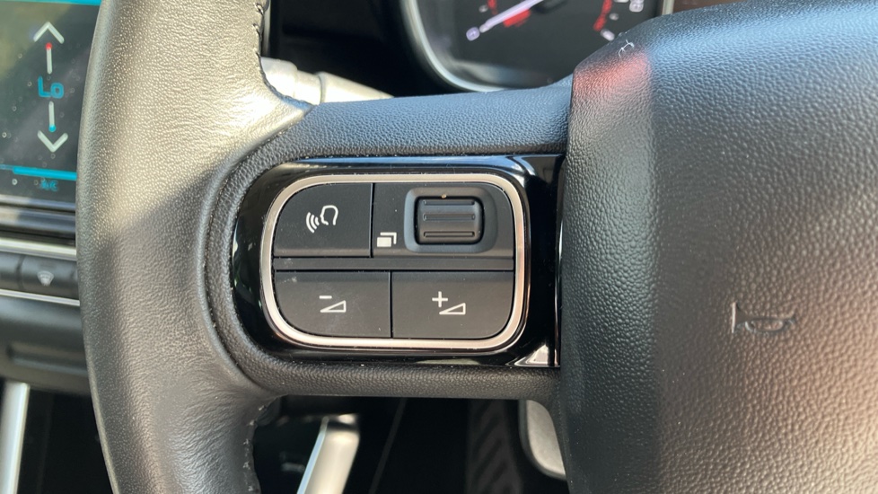 Citroen C3 Aircross 1.2 PureTech 130 Max 5dr EAT6 Petrol Hatchback - Image 21