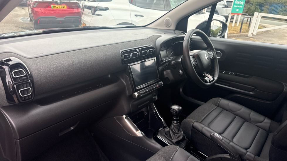 Citroen C3 Aircross 1.2 PureTech 110 Shine Plus 5dr Petrol Hatchback - Image 9