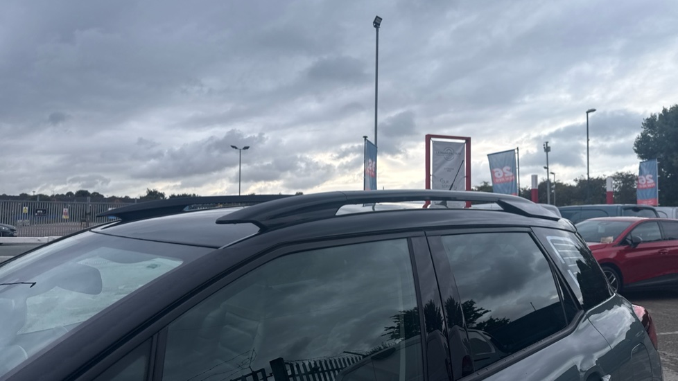 Citroen C3 Aircross 1.2 PureTech 110 Shine Plus 5dr Petrol Hatchback - Image 21