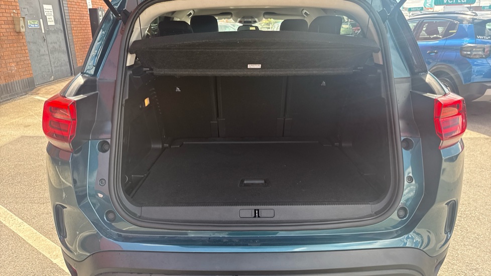 Citroen C5 Aircross 1.5 BlueHDi 130 Shine 5dr EAT8 Diesel Hatchback - Image 4
