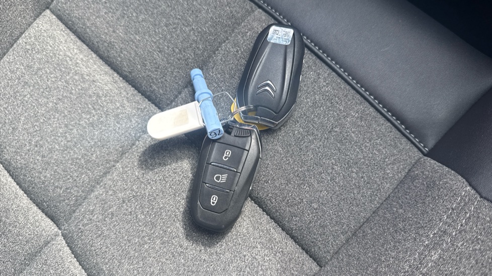 Citroen C5 Aircross 1.5 BlueHDi 130 Shine 5dr EAT8 Diesel Hatchback - Image 20