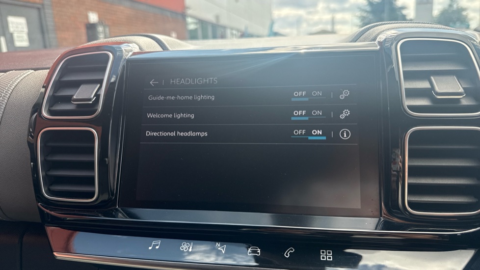 Citroen C5 Aircross 1.5 BlueHDi 130 Shine 5dr EAT8 Diesel Hatchback - Image 34