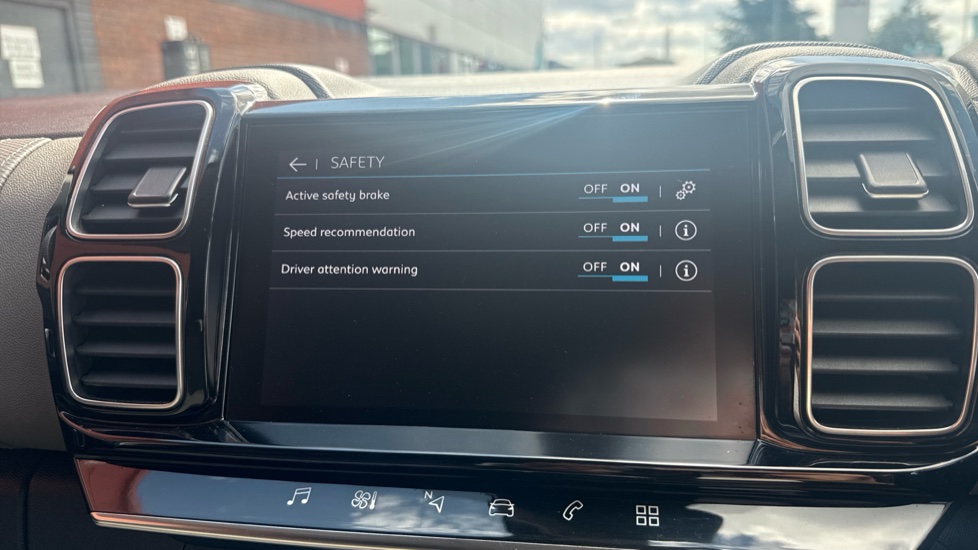 Citroen C5 Aircross 1.5 BlueHDi 130 Shine 5dr EAT8 Diesel Hatchback - Image 35