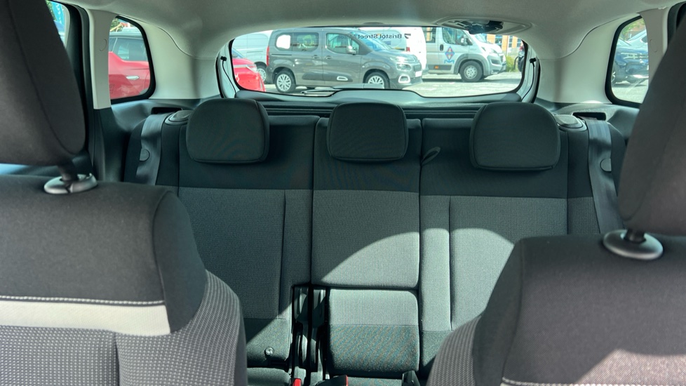 Citroen C3 Aircross 1.2 PureTech Flair 5dr Petrol Hatchback - Image 15