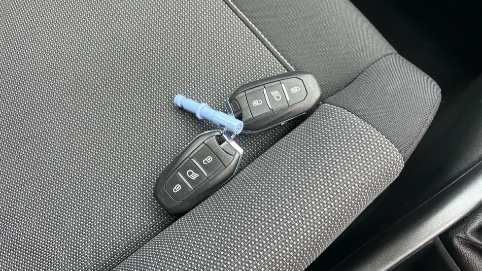 Citroen C3 Aircross 1.2 PureTech Flair 5dr Petrol Hatchback - Image 20