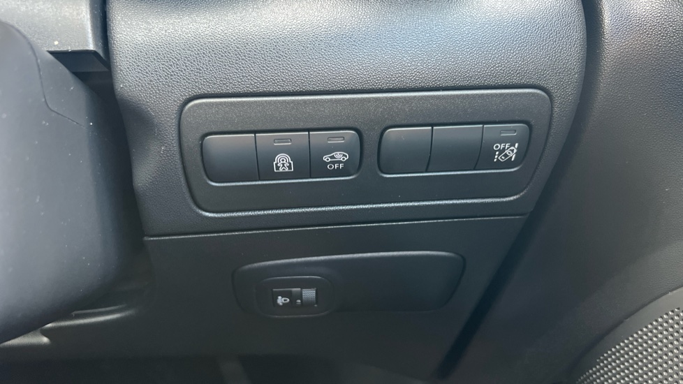 Citroen C3 Aircross 1.2 PureTech Flair 5dr Petrol Hatchback - Image 26