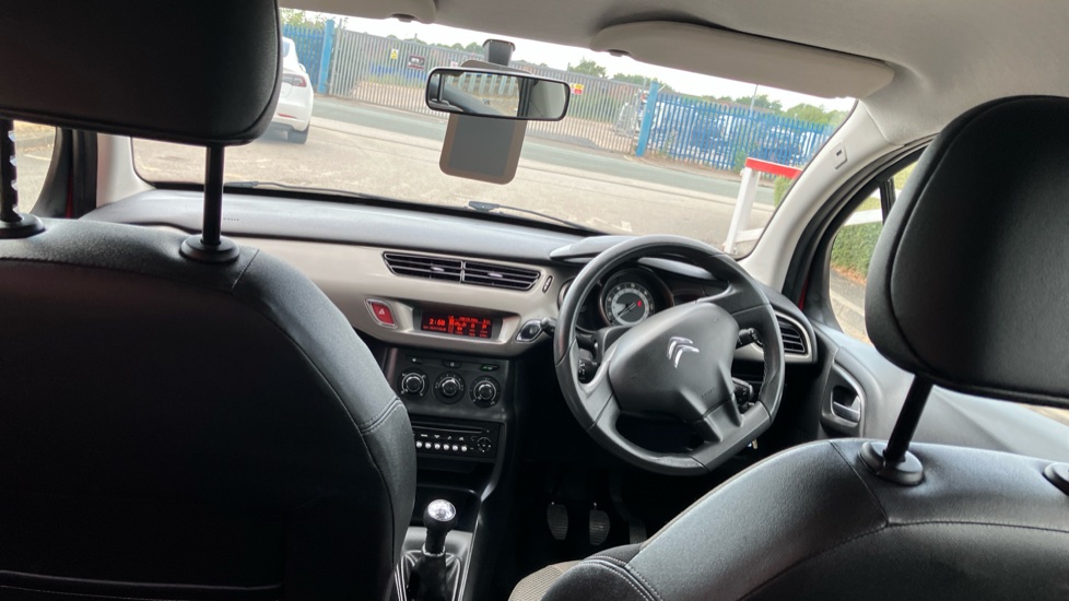 Citroen C3 1.2 PureTech VTR+ 5dr Petrol Hatchback - Image 10