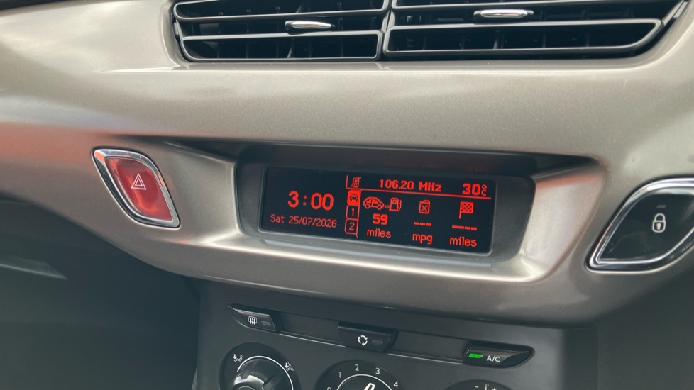 Citroen C3 1.2 PureTech VTR+ 5dr Petrol Hatchback - Image 12