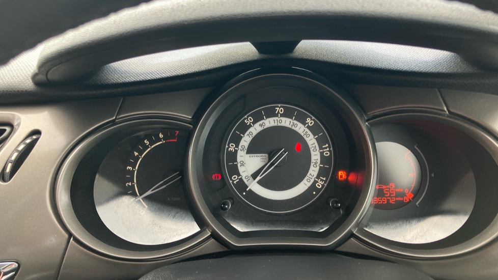 Citroen C3 1.2 PureTech VTR+ 5dr Petrol Hatchback - Image 18