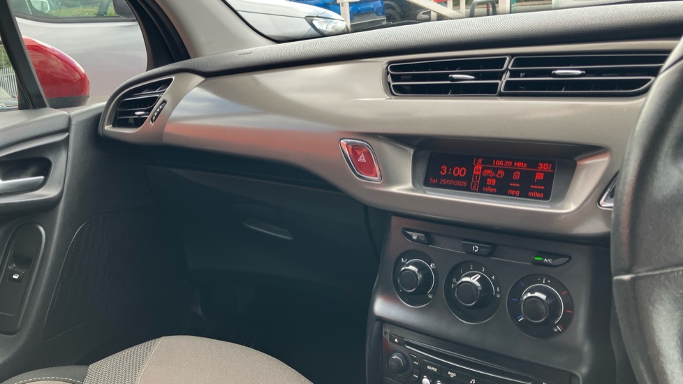 Citroen C3 1.2 PureTech VTR+ 5dr Petrol Hatchback - Image 20
