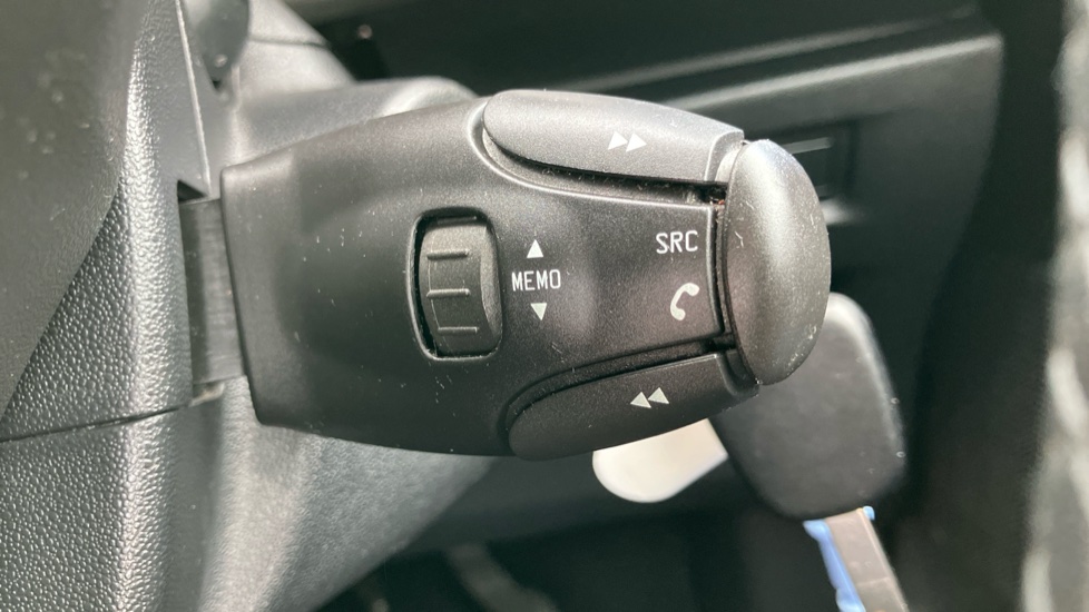 Citroen C3 1.2 PureTech VTR+ 5dr Petrol Hatchback - Image 31