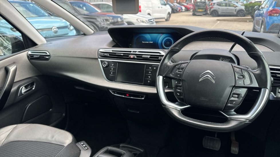 Citroen C4 Picasso 1.6 THP Exclusive+ 5dr EAT6 Petrol Estate - Image 11