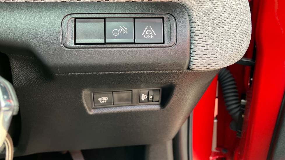 Citroen C3 Aircross 83kW Standard Range Plus 44kWh 5dr Auto Electric Hatchback - Image 24