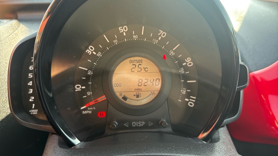Citroen C1 1.0 VTi 72 JCC+ 5dr Petrol Hatchback - Image 18