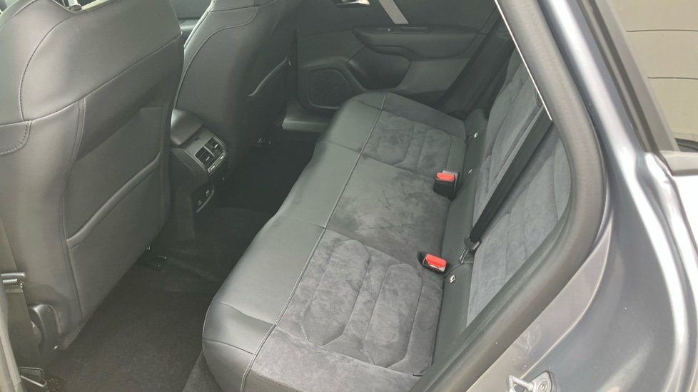Citroen C4 100kW E-series 50kWh 5dr Auto Electric Hatchback - Image 16